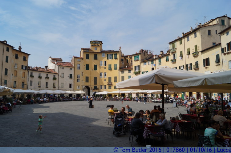 Photo ID: 017860, In the Piazza dellAnfiteatro, Lucca, Italy