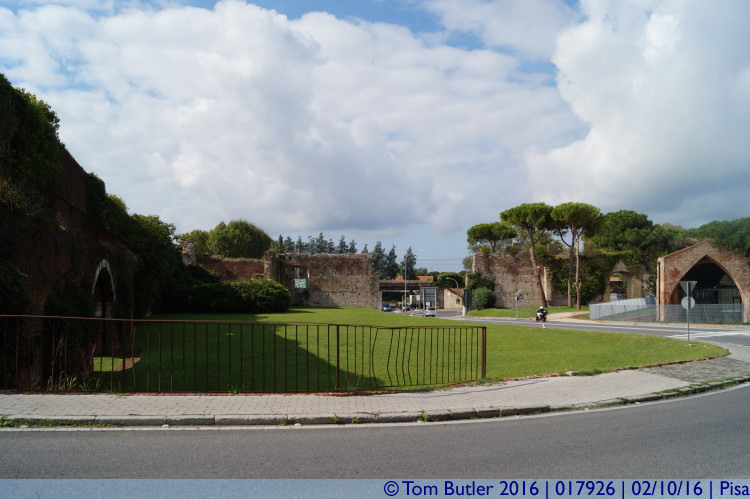 Photo ID: 017926, In the Citadel, Pisa, Italy