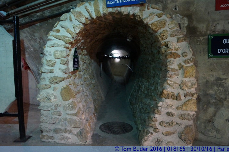 Photo ID: 018165, Mock up of a sewer, Paris, France