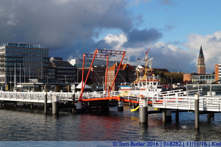 Photo ID: 018282, The bridge opens, Kiel, Germany
