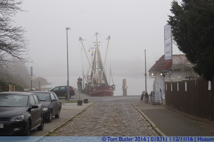 Photo ID: 018311, Approaching the outer harbour, Husum, Germany