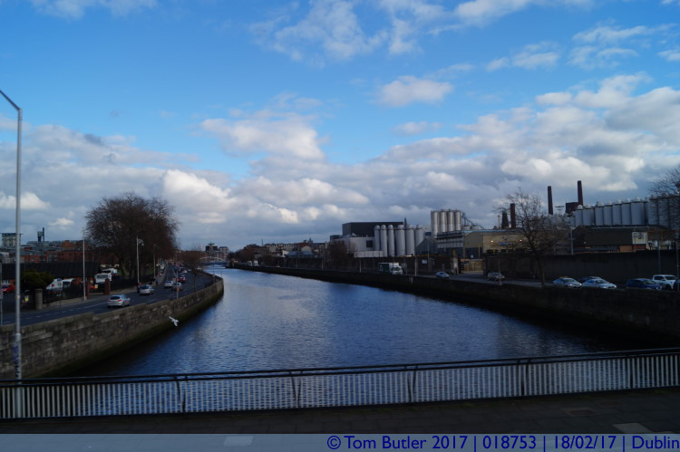 Photo ID: 018753, Liffey and Guinness, Dublin, Ireland