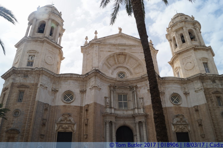 Photo ID: 018906, Front of the new cathedral, Cadiz, Spain