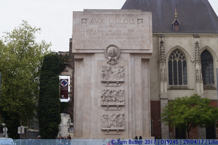 Photo ID: 019245, War memorial, Lille, France