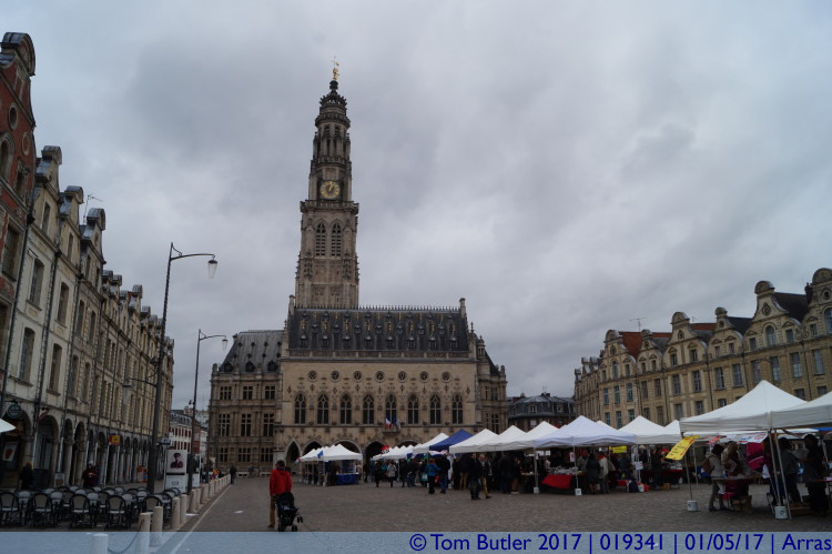 Photo ID: 019341, Place des Hros & Htel de ville, Arras, France