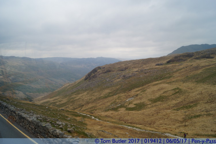 Photo ID: 019412, Looking down the valley, Pen-y-pass, Wales