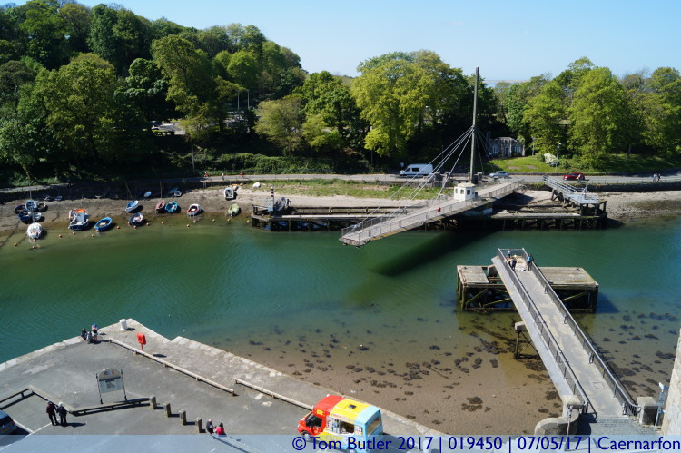 Photo ID: 019450, Swing bridge, Caernarfon, Wales