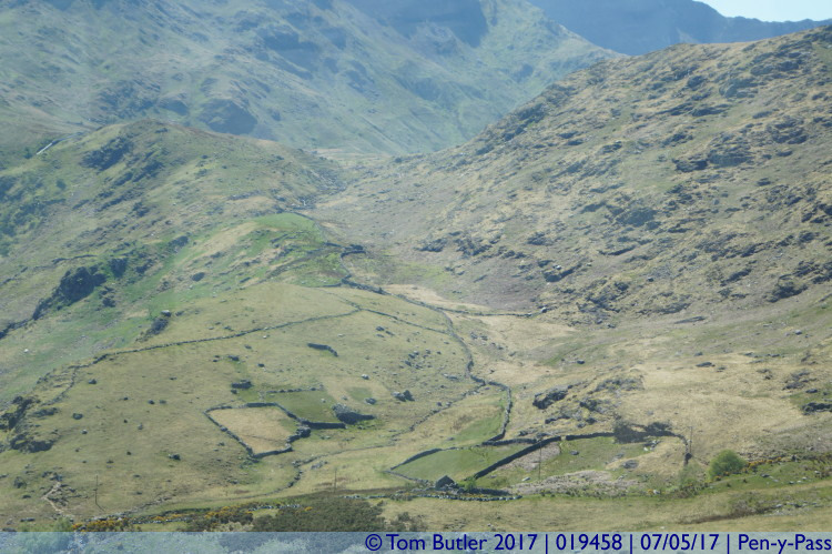Photo ID: 019458, Field boundaries, Pen-y-pass, Wales