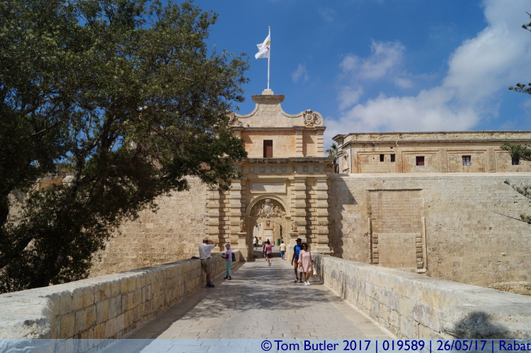 Photo ID: 019589, Gateway to Mdina, Rabat, Malta