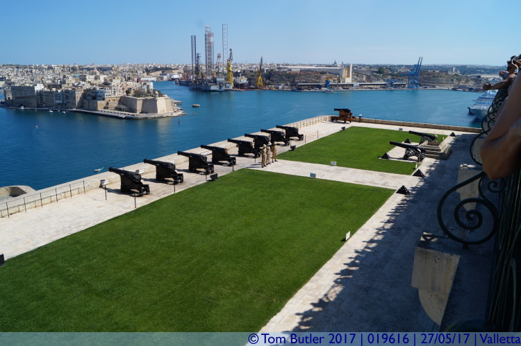 Photo ID: 019616, The Saluting Battery, Valletta, Malta