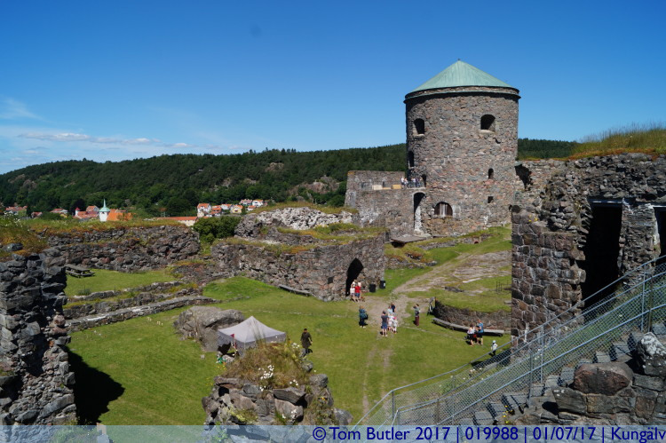 Photo ID: 019988, View across the castle, Kunglv, Sweden