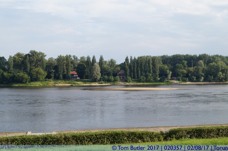 Photo ID: 020357, Looking across the Vistula, Torun, Poland