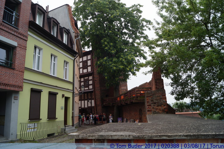 Photo ID: 020388, By the city walls, Torun, Poland