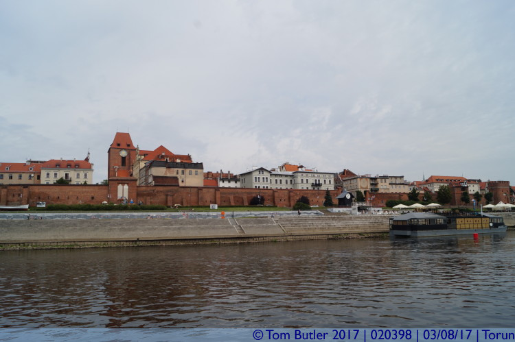 Photo ID: 020398, Torun from the Vistula, Torun, Poland