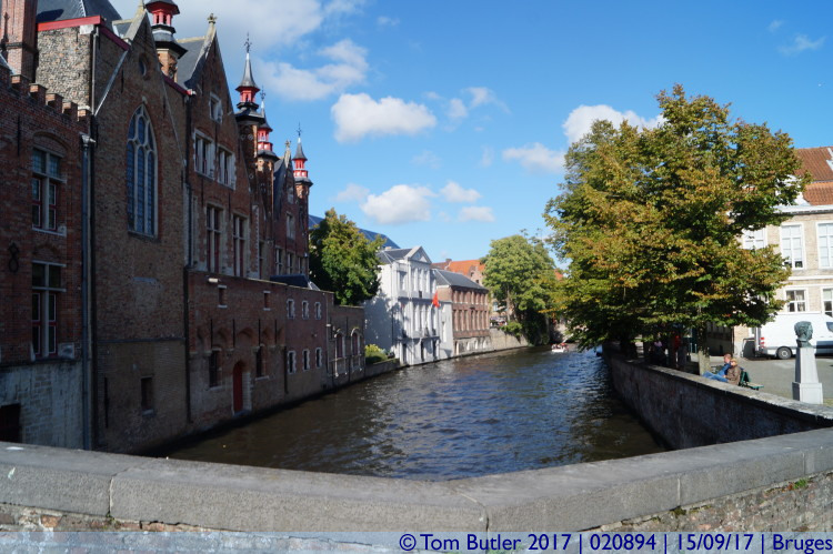 Photo ID: 020894, Above the canal, Bruges, Belgium