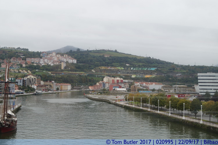 Photo ID: 020995, Looking downstream, Bilbao, Spain