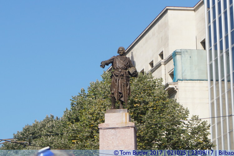 Photo ID: 021025, Founders statue, Bilbao, Spain