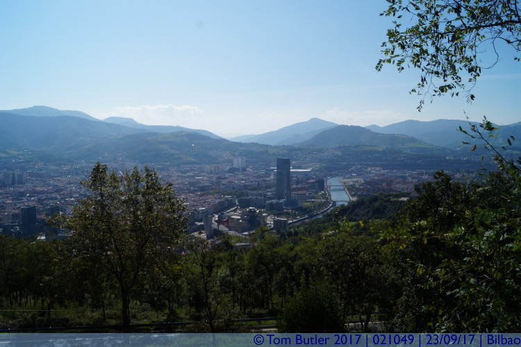 Photo ID: 021049, City and mountains, Bilbao, Spain