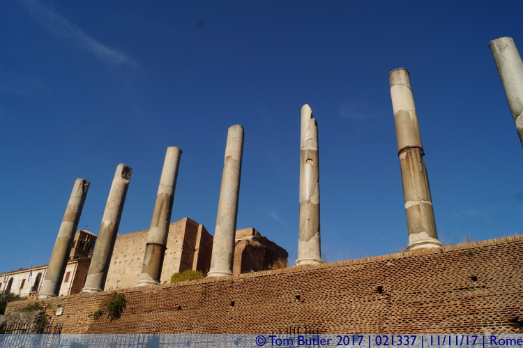 Photo ID: 021337, Columns, Rome, Italy