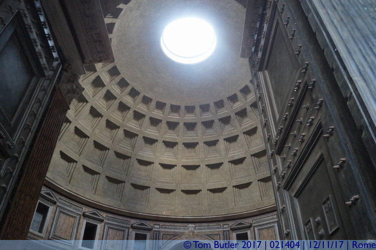 Photo ID: 021404, Dome of the Pantheon, Rome, Italy