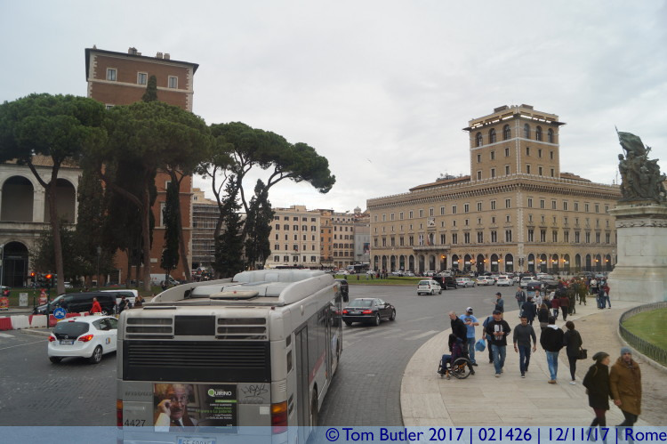 Photo ID: 021426, Piazza Venezia, Rome, Italy