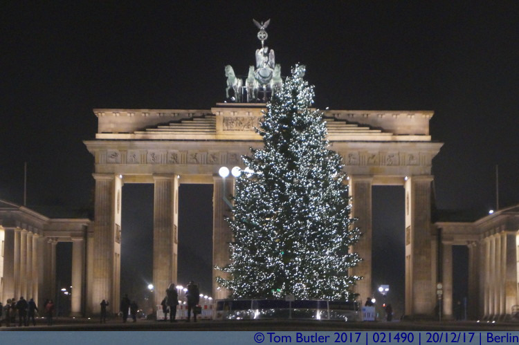 Photo ID: 021491, Brandenburg gate at Christmas, Berlin, Germany