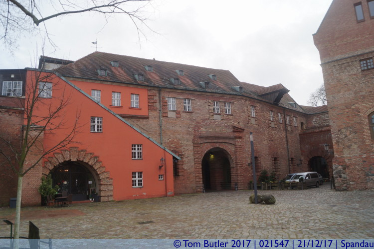 Photo ID: 021547, Kommandantenhaus, Spandau, Germany
