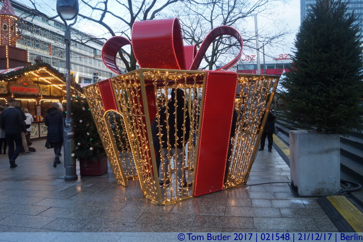 Photo ID: 021548, In the Christmas Market, Berlin, Germany