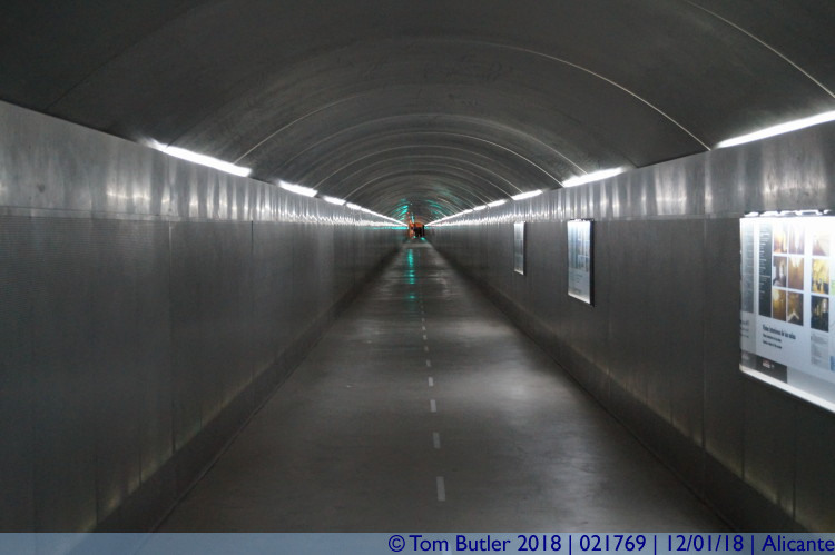 Photo ID: 021769, In the lift tunnel, Alicante, Spain