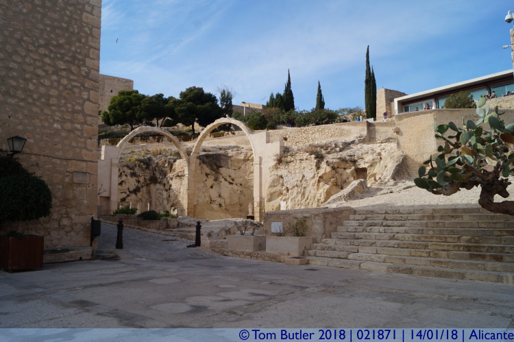 Photo ID: 021871, Ruins of the chapel, Alicante, Spain