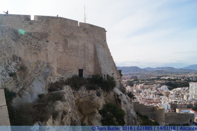 Photo ID: 021885, Walls and cliffs, Alicante, Spain