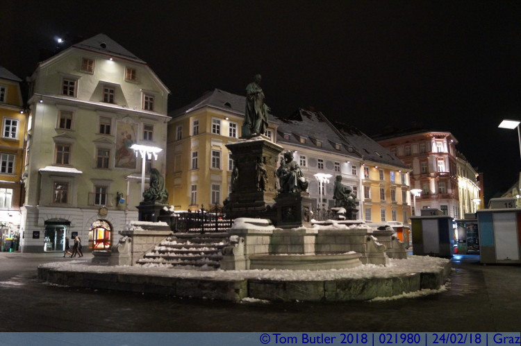 Photo ID: 021980, Erzherzog-Johann-Brunnen, Graz, Austria