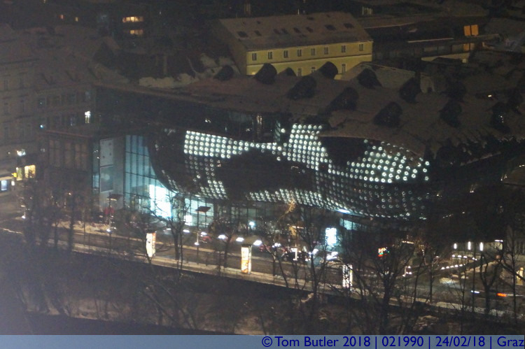 Photo ID: 021990, Art museum at night, Graz, Austria