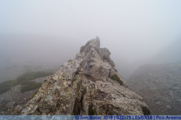 Photo ID: 022179, Mountain in mists, Pico Areeiro, Portugal