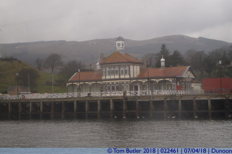 Photo ID: 022461, Harbour building, Dunoon, Scotland