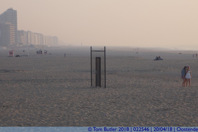 Photo ID: 022546, Door on the beach, Oostende, Belgium