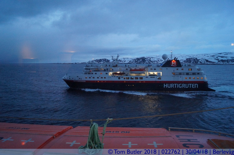 Photo ID: 022762, Passing the Spitsbergen, Berlevg, Norway