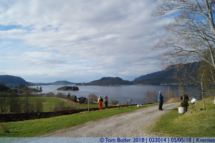 Photo ID: 023014, Bremsnesfjorden, Kvernes, Norway
