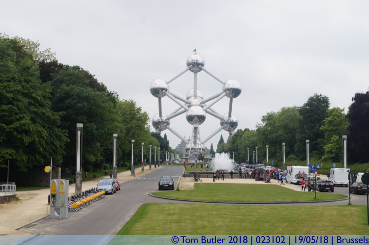 Photo ID: 023102, Approaching the Atomium, Brussels, Belgium
