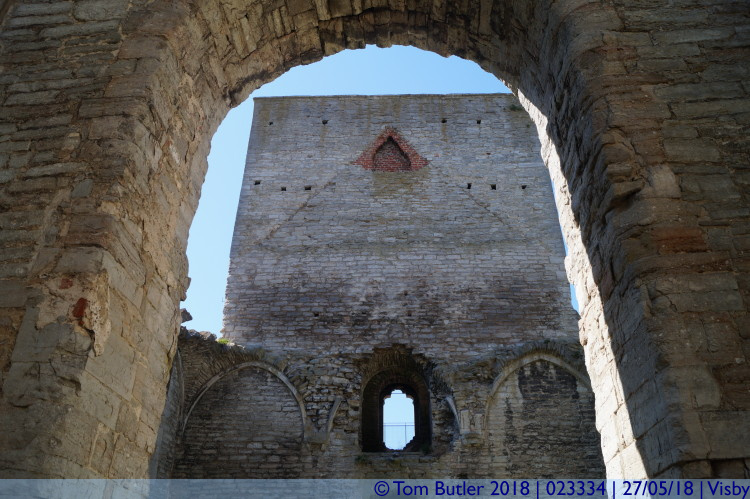 Photo ID: 023334, Drottens tower and arch, Visby, Sweden