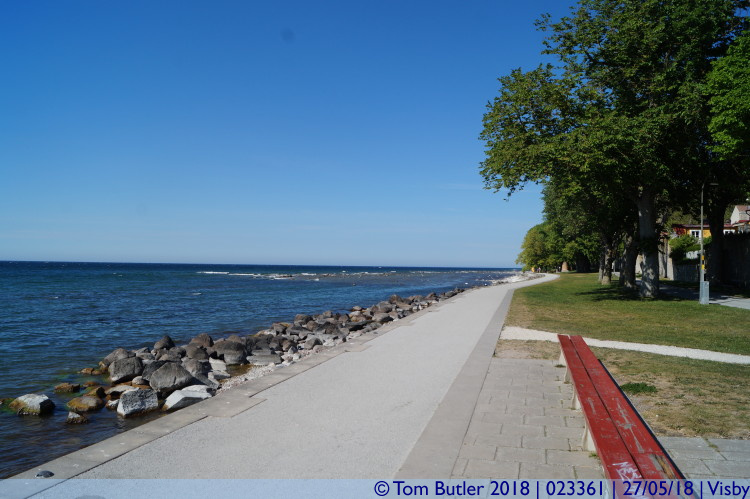 Photo ID: 023362, Along the sea front, Visby, Sweden