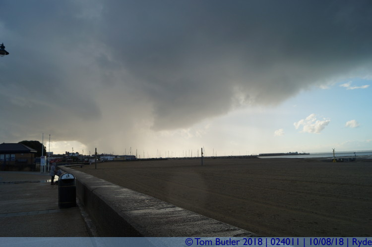 Photo ID: 024011, Rain clouds, Ryde, Isle of Wight