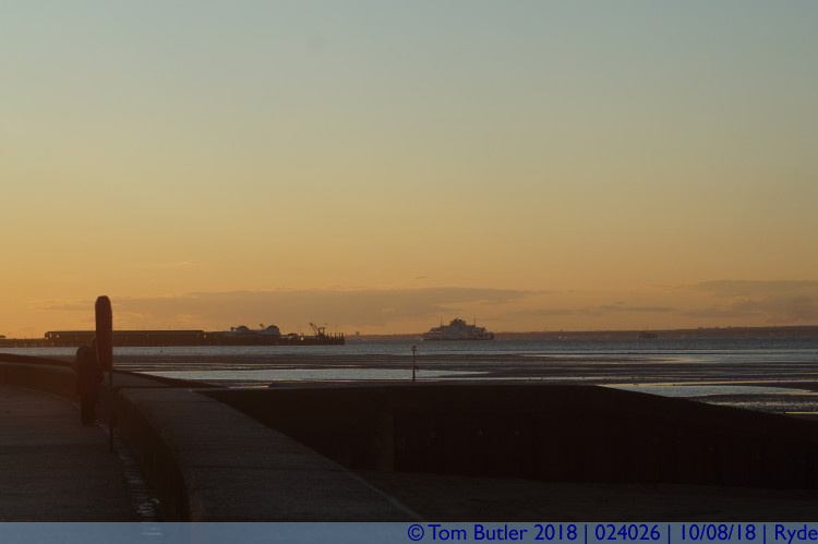 Photo ID: 024026, Sunset over Ryde, Ryde, Isle of Wight