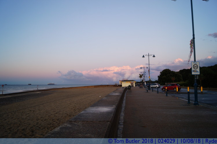Photo ID: 024029, Sundown on the beach, Ryde, Isle of Wight