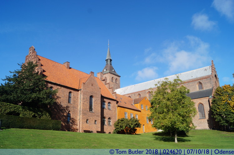 Photo ID: 024620, Historiens Hus and Cathedral, Odense, Denmark