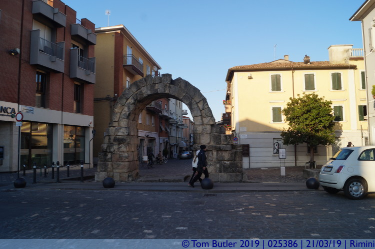 Photo ID: 025386, Porta Montanara, Rimini, Italy