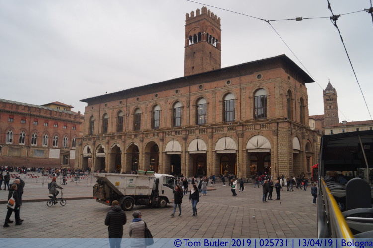 Photo ID: 025731, Palazzo del Podest, Bologna, Italy