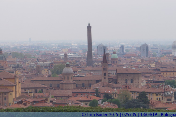 Photo ID: 025739, Torre degli Asinelli, Bologna, Italy