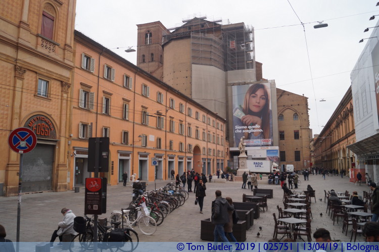 Photo ID: 025751, Piazza Galvani, Bologna, Italy