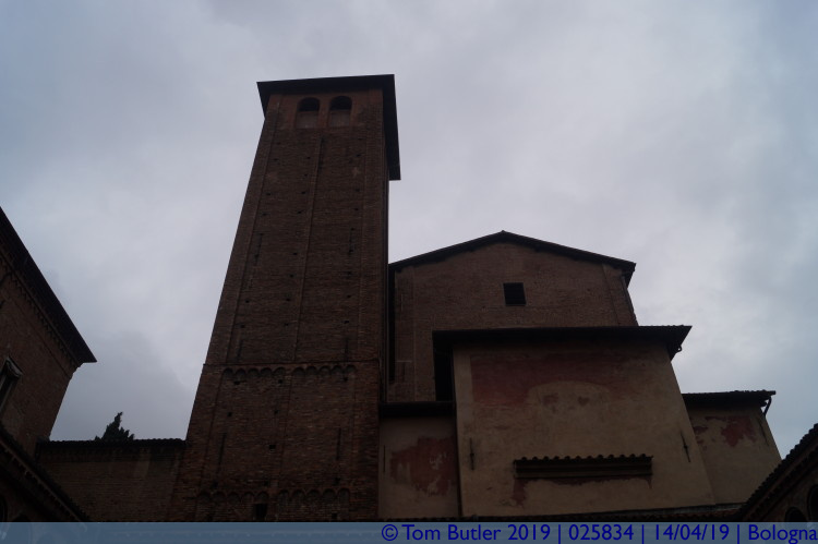 Photo ID: 025834, Under the tower, Bologna, Italy